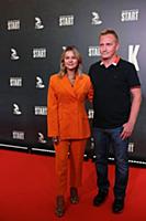Алексей Ляпичев с супругой. Премьера второго сезон