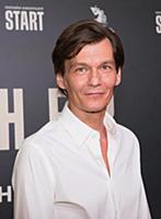 Филипп Янковский. Премьера второго сезона сериала 