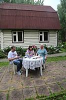 Павел Шувалов, Лариса Лужина, Алена Рыбникова. Дач