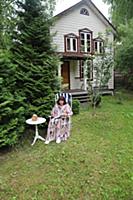 Российская актриса Лариса Лужина. Дачная съемка.