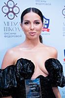 Нюша. Премия журнала Moda Topical «Мама года 2022»