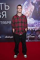 Иван Янковский. Премьера фильма «Плакать нельзя». 