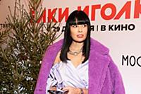 Нелли Ермолаева. Премьера фильма «Елки-Иголки». Ре
