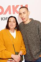 Владимир Гарцунов с мамой. Премьера фильма «Елки-И