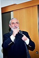 Советский и грузинский певец Вахтанг Кикабидзе.