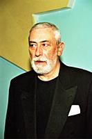 Советский и грузинский певец Вахтанг Кикабидзе.