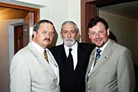 Вахтанг Кикабидзе.
