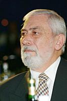 Советский и грузинский певец Вахтанг Кикабидзе.