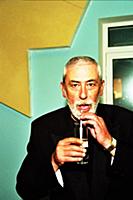 Советский и грузинский певец Вахтанг Кикабидзе.