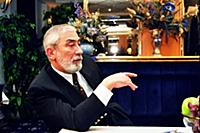 Советский и грузинский певец Вахтанг Кикабидзе.