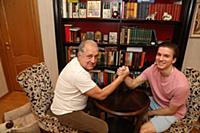 Российский актер Владимир Стержаков с сыном. Домаш