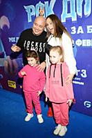 Доминик Джокер, Екатерина Кокорина с воспитанникам