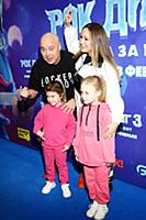 Доминик Джокер, Екатерина Кокорина с воспитанникам