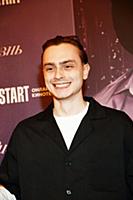 Данил Акутин. Премьера сериала «Жить жизнь». Режис