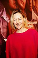 Яна Крайнова. Премьера сериала «Жить жизнь». Режис