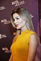 Снежанна Тон. Премьера сериала «Жить жизнь». Режис