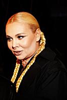 ТО-МА (Тамара Саксина). Премьера сериала «Жить жиз