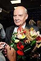 Советский и российский поэт Николай Добронравов.