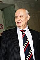 Советский и российский поэт Николай Добронравов.