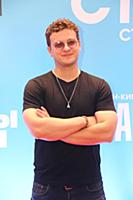 Филипп Бледный. Премьера сериала «Папины дочки. Но