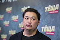 Аскар Узабаев. Премьера фильма «Теща». Режиссер: А