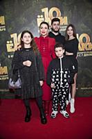 Жасмин с детьми. Премьера фильма «Елки 10». Киноте