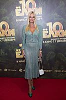 Виктория Лопырева. Премьера фильма «Елки 10». Кино