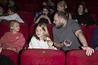 Сергей Бондарчук с дочками. Премьера фильма «Лед 3