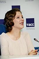 Лиза Арзамасова. Пресс-конференция, посвященная це