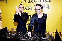 Анна и Кристина (DJ Twins). Премия журнала Moda To