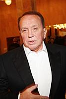 Советский и российский телеведущий Александр Масля