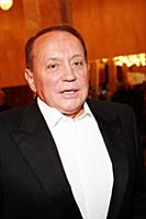 Советский и российский телеведущий Александр Масля