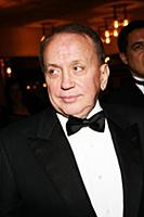 Советский и российский телеведущий Александр Масля